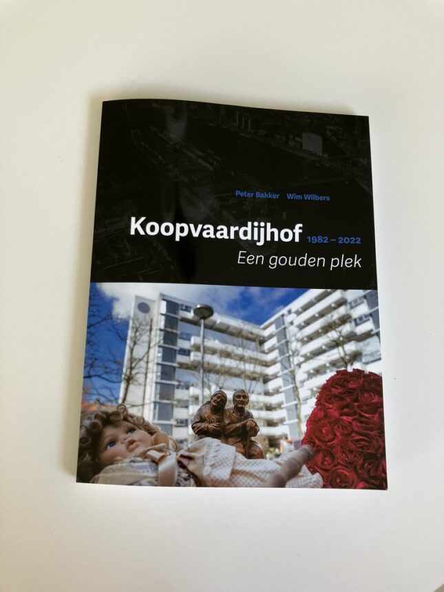 Boek 40 jaar Koopvaardijhof